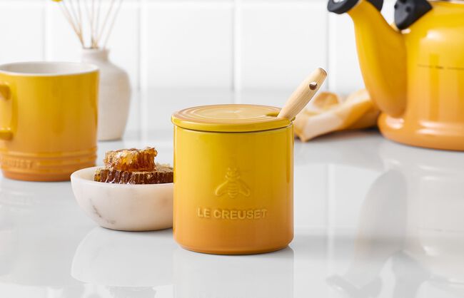 Stoneware Signature Honey Pot with DipperNectar image number 5
